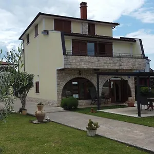 Krnjic Appartamento Umago